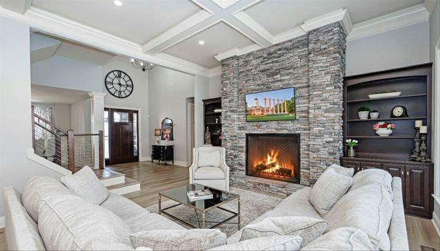 6404 CROOKED SWITCH, Columbia, MO 65201