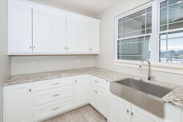 6404 CROOKED SWITCH, Columbia, MO 65201