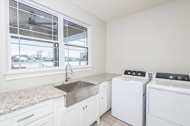 6404 CROOKED SWITCH, Columbia, MO 65201