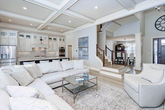 6404 CROOKED SWITCH, Columbia, MO 65201