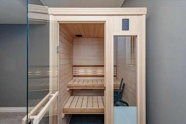 6404 CROOKED SWITCH, Columbia, MO 65201