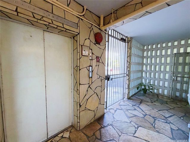 2889 Ala Ilima Street 8B, Honolulu, HI 96818