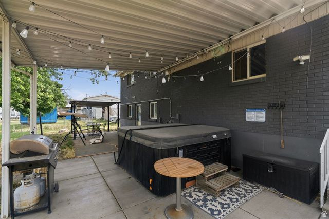 5549 S 2700 W, Roy, UT 84067
