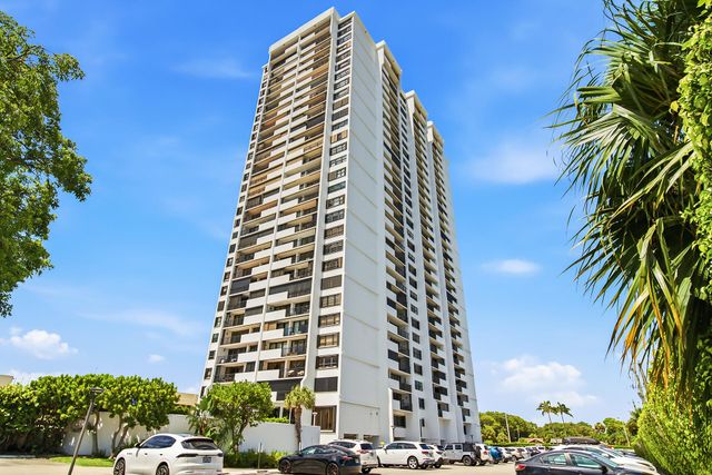 5600 N Flagler Drive 2202, West Palm Beach, FL 33407