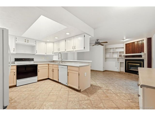 61 Scott Dr S, Broomfield, CO 80020