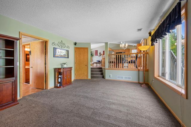 14378 Eagle Street NW, Andover, MN 55304