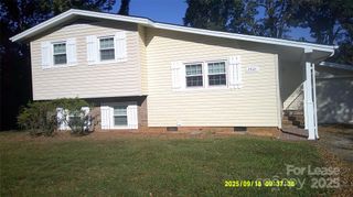 2521 31st Street Drive NE, Hickory, NC 28601