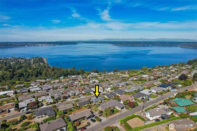 5539 Frances Avenue NE, Tacoma, WA 98422
