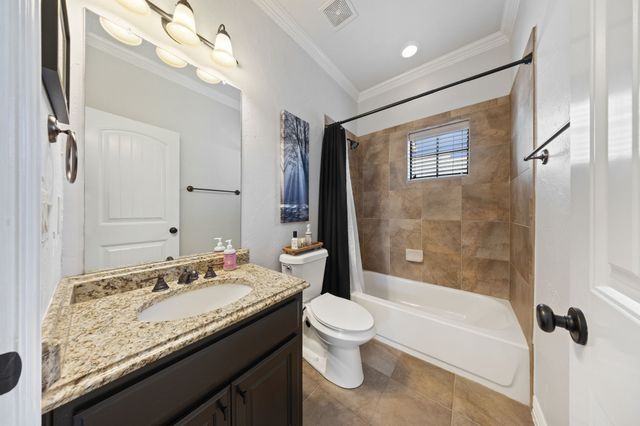 1922 Euclid Avenue D, Dallas, TX 75206