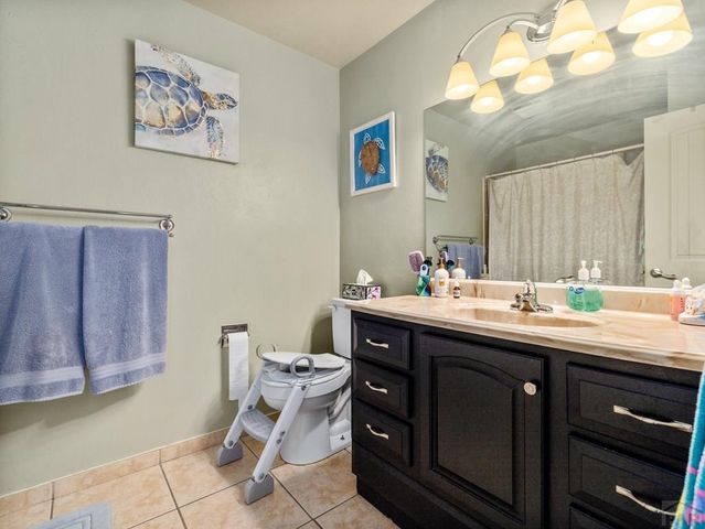 6 Aldrin Ct, Pueblo, CO 81001