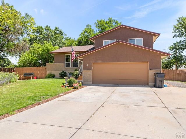 6 Aldrin Ct, Pueblo, CO 81001