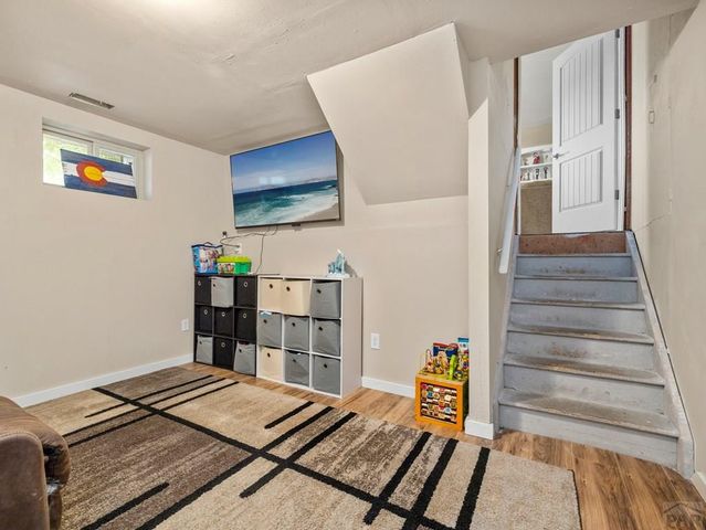 6 Aldrin Ct, Pueblo, CO 81001