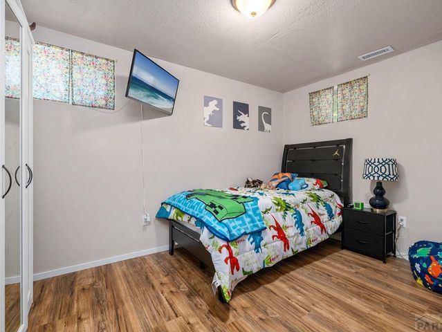 6 Aldrin Ct, Pueblo, CO 81001