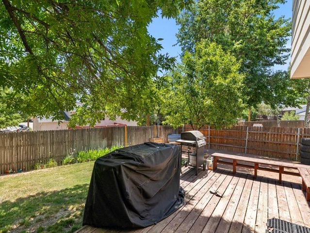 6 Aldrin Ct, Pueblo, CO 81001