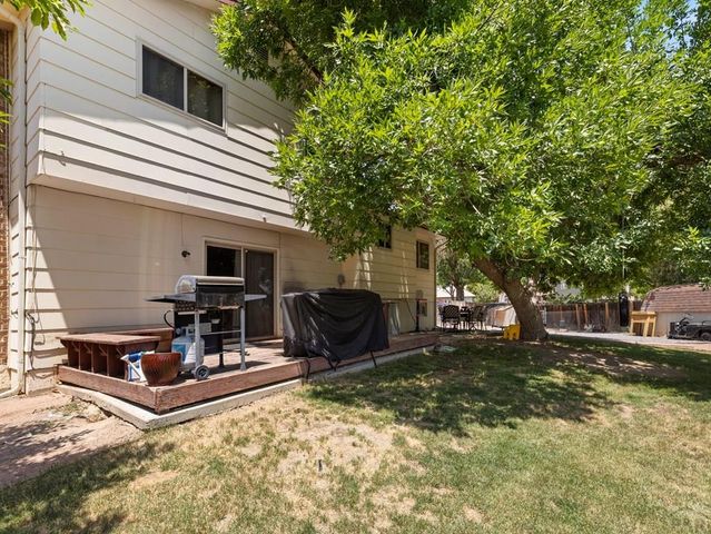 6 Aldrin Ct, Pueblo, CO 81001