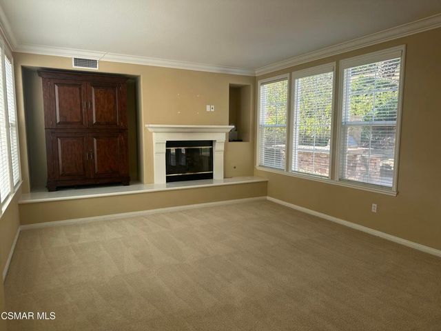 3073 Heavenly Ridge Street, Thousand Oaks, CA 91362