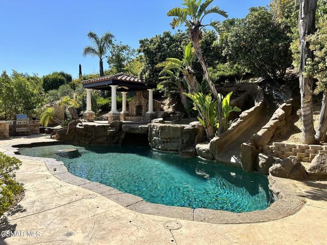 3073 Heavenly Ridge Street, Thousand Oaks, CA 91362