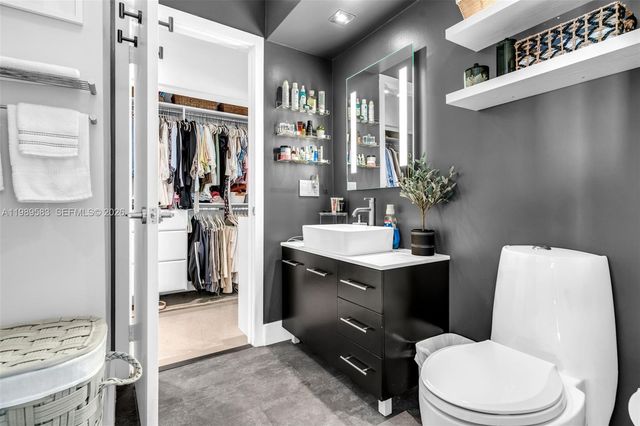 13340 SW 91st Ter B, Miami, FL 33186