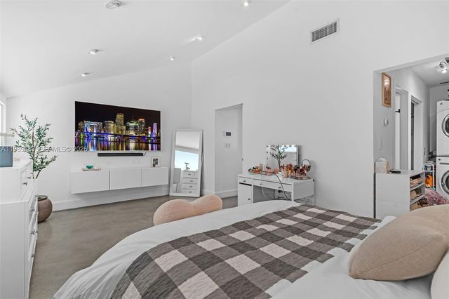 13340 SW 91st Ter B, Miami, FL 33186