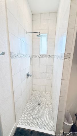 4947 Fm 2200 S, Dhanis, TX 78850