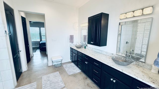 4947 Fm 2200 S, Dhanis, TX 78850