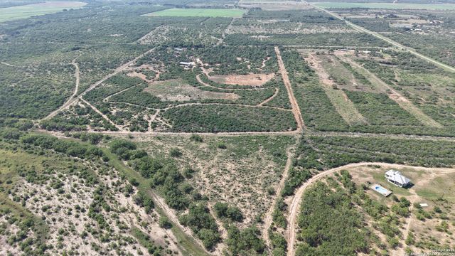 4947 Fm 2200 S, Dhanis, TX 78850