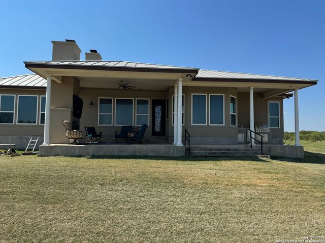 4947 Fm 2200 S, Dhanis, TX 78850
