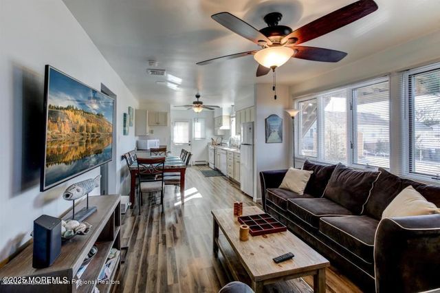 2210 Central Avenue Downstairs, Ship Bottom, NJ 08008