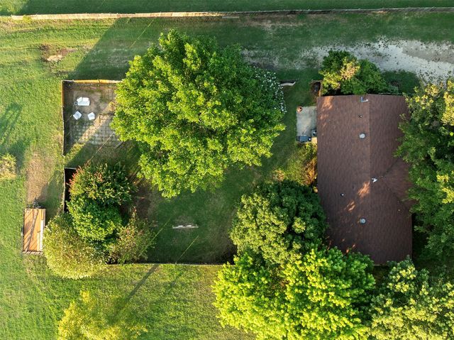 1221 County Road 1107, Rio Vista, TX 76093