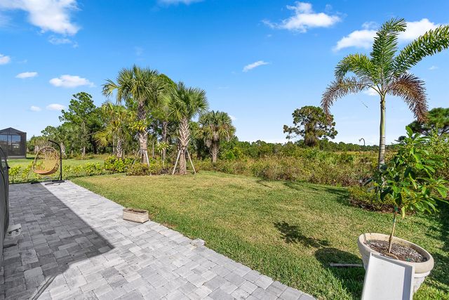 389 SE Filoli Drive, Port St Lucie, FL 34984
