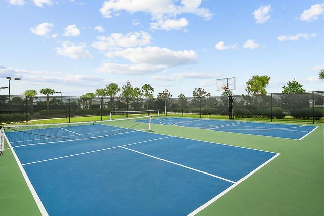 389 SE Filoli Drive, Port St Lucie, FL 34984