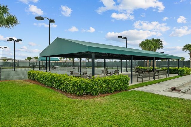 389 SE Filoli Drive, Port St Lucie, FL 34984