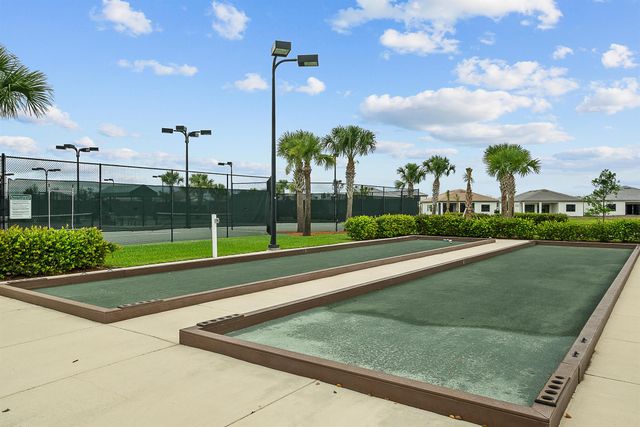 389 SE Filoli Drive, Port St Lucie, FL 34984