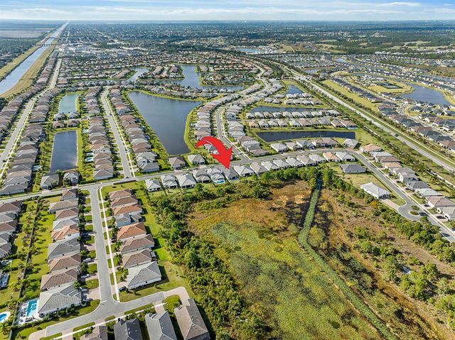 389 SE Filoli Drive, Port St Lucie, FL 34984