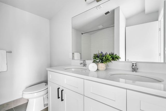 6A Lincoln St 6A, Natick, MA 01760