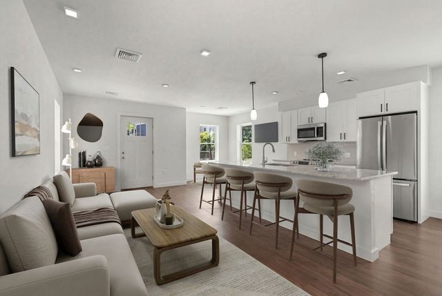 6A Lincoln St 6A, Natick, MA 01760