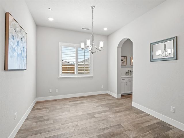 1734 N Park, Clovis, CA 93619