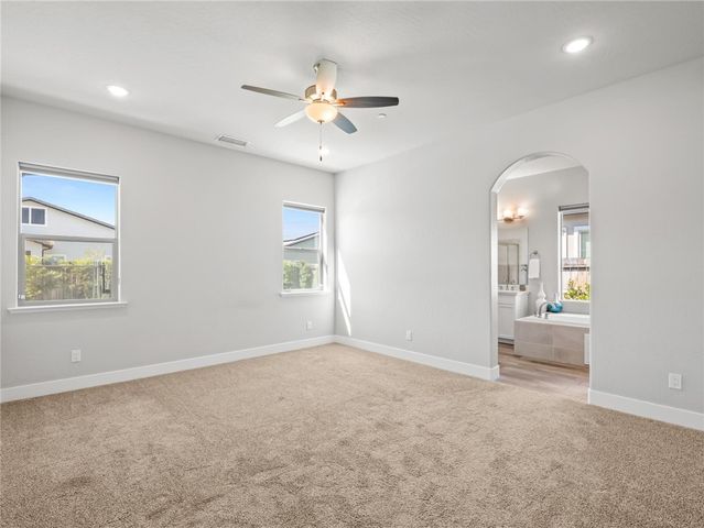 1734 N Park, Clovis, CA 93619