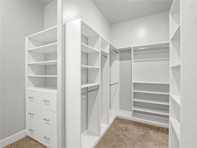 1734 N Park, Clovis, CA 93619