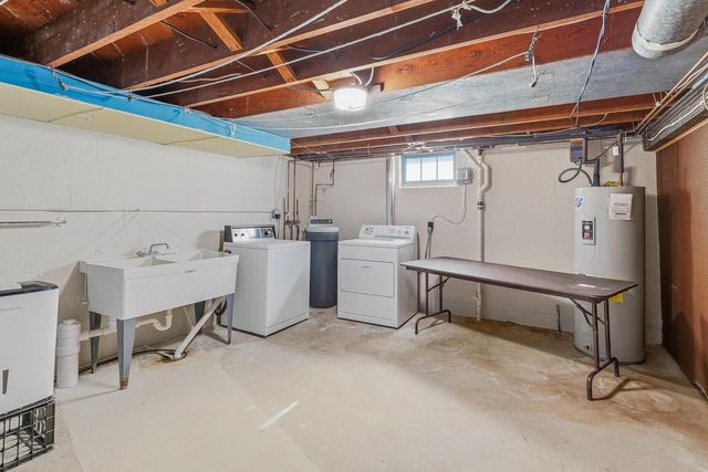 643 Grand AVENUE, Random Lake, WI 53075