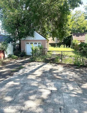 14 Manning Place, Keansburg, NJ 07734