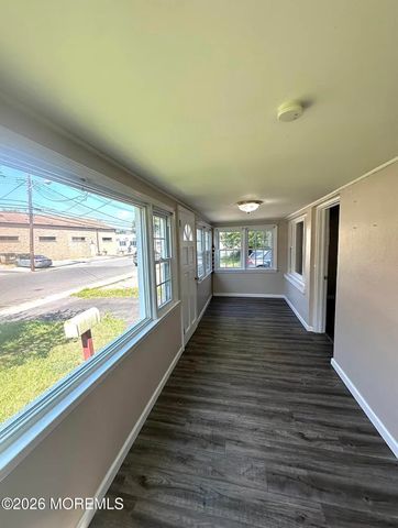 14 Manning Place, Keansburg, NJ 07734