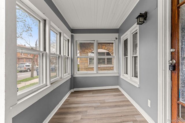 63 ELM Street, River Rouge, MI 48218