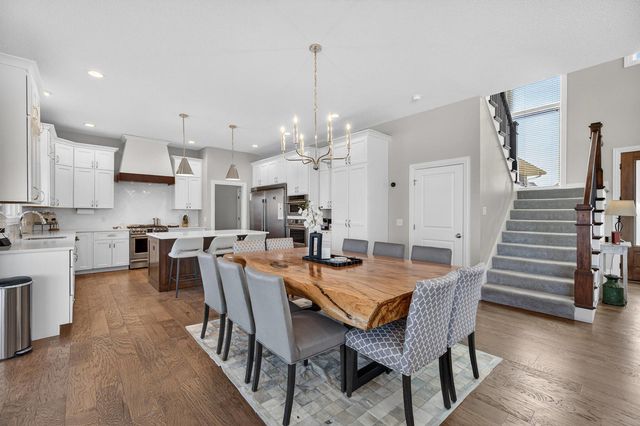 5765 Pigeon Creek Road, Bettendorf, IA 52722