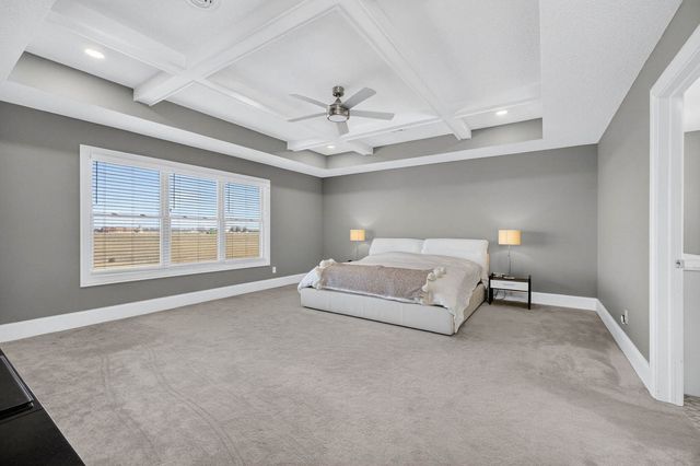 5765 Pigeon Creek Road, Bettendorf, IA 52722