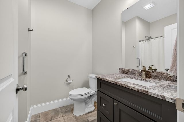 5765 Pigeon Creek Road, Bettendorf, IA 52722