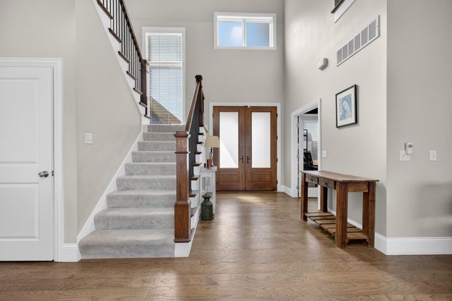 5765 Pigeon Creek Road, Bettendorf, IA 52722