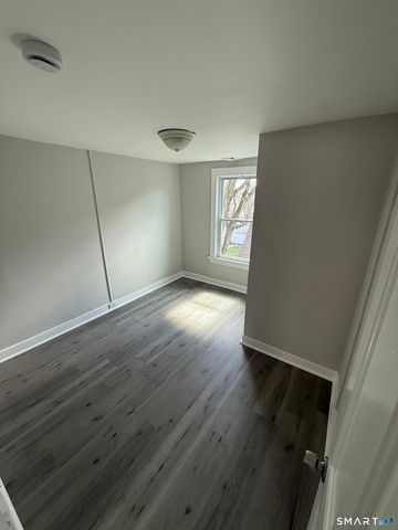 182 Hewitt Street, Bridgeport, CT 06607