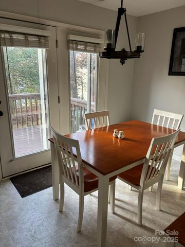 93 Stafford Court, Fletcher, NC 28732