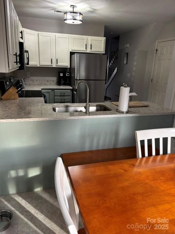 93 Stafford Court, Fletcher, NC 28732